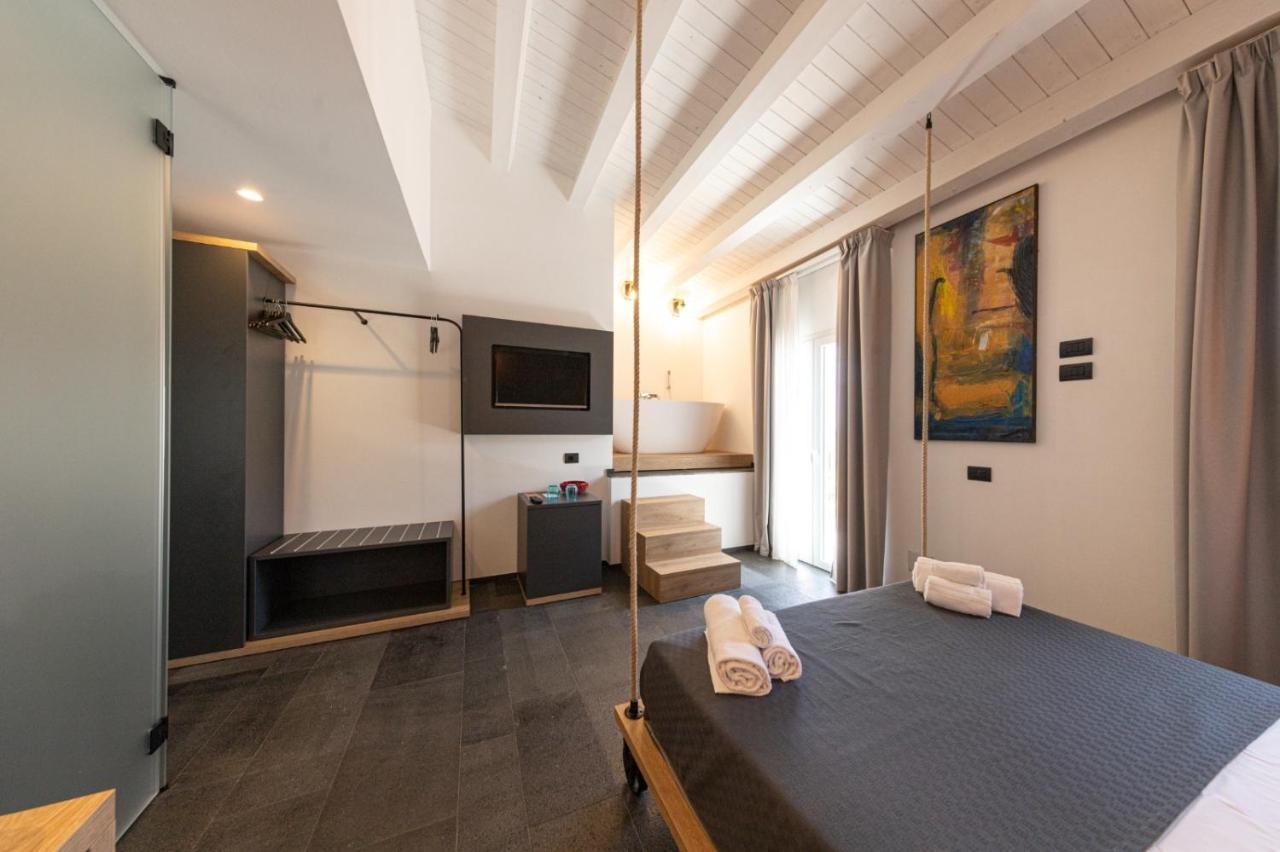 Toto Hotel 3*