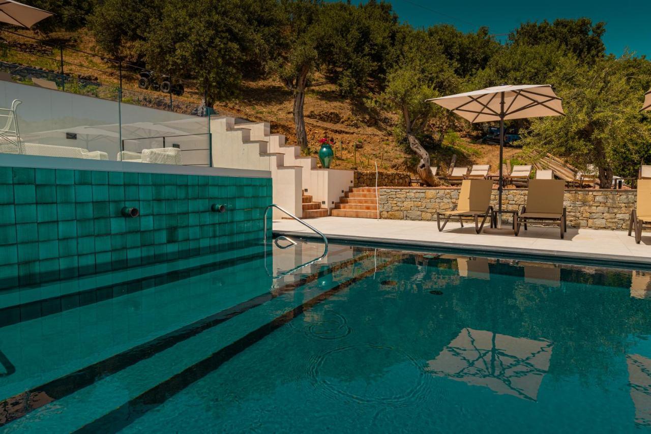 Toto Hotel 3*